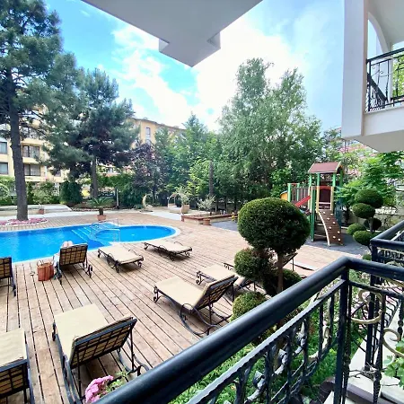 Bratanov Harmony Palace Studio Appartement
