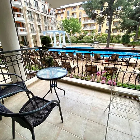 Appartement Bratanov Harmony Palace Studio